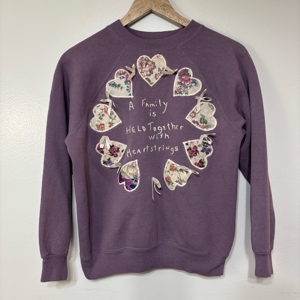 Vintage Grannycore Cottagecore Purple Heart-Embroidered Sweater Size S